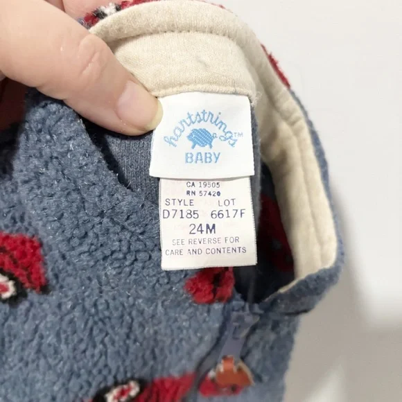 Hartstrings Boys Blue and Red Fleece Vest with Toy Truck Pattern Size 24M Vtg - Picture 3 of 9